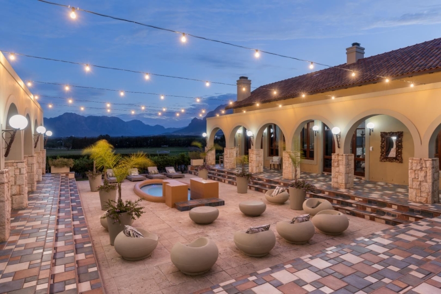 5 Bedroom Property for Sale in Winelands Western Cape